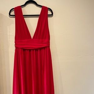 BRIGHT RED LONG DRESS PERFECT FOR CHRISTMAS